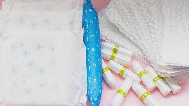 Pobreza menstrual: absorventes comprados pelo poder público terão isenção de ICMS no Rio de Janeiro