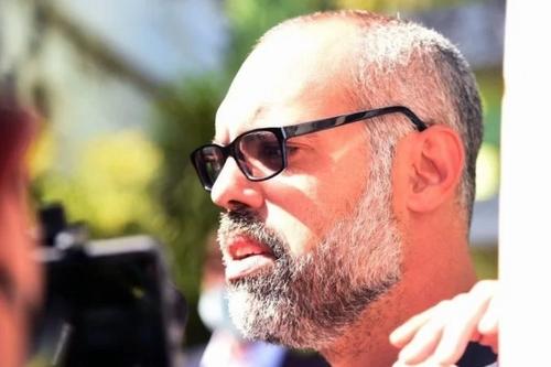 Especialistas explicam por que Allan dos Santos não é extraditado